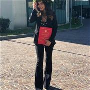 Laureata e in possesso del titolo B2 di lingua impartisce lezioni private di tedesco